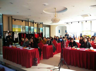 【SIMUT思慕緹】熱烈祝賀湖北2017春季開季培訓(xùn)會(huì)圓滿落幕!